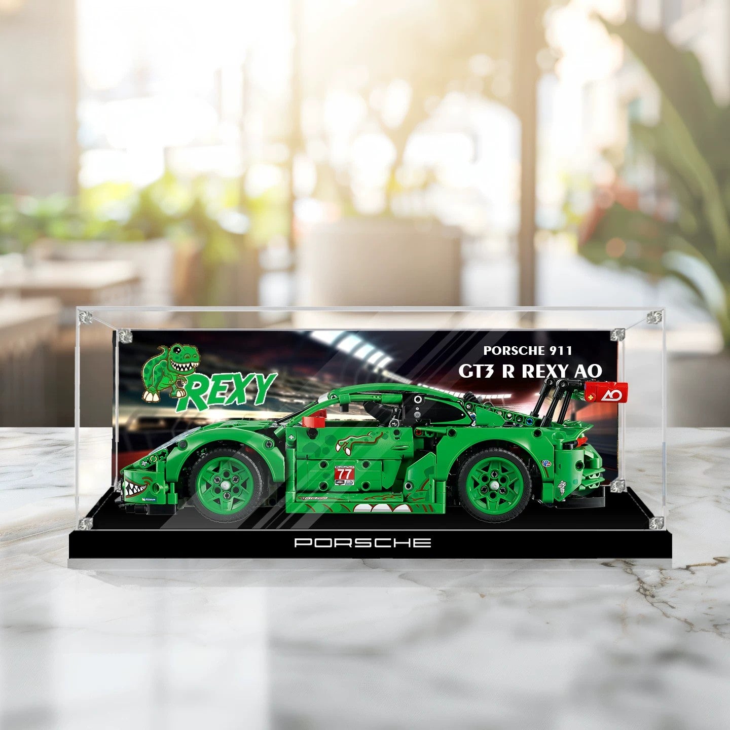 Staubdichte HD-Acryl-Vitrine mit UV-Schutz für LEGO Technic 42224 Porsche 911 GT3 R Rennwagen „Rexy“