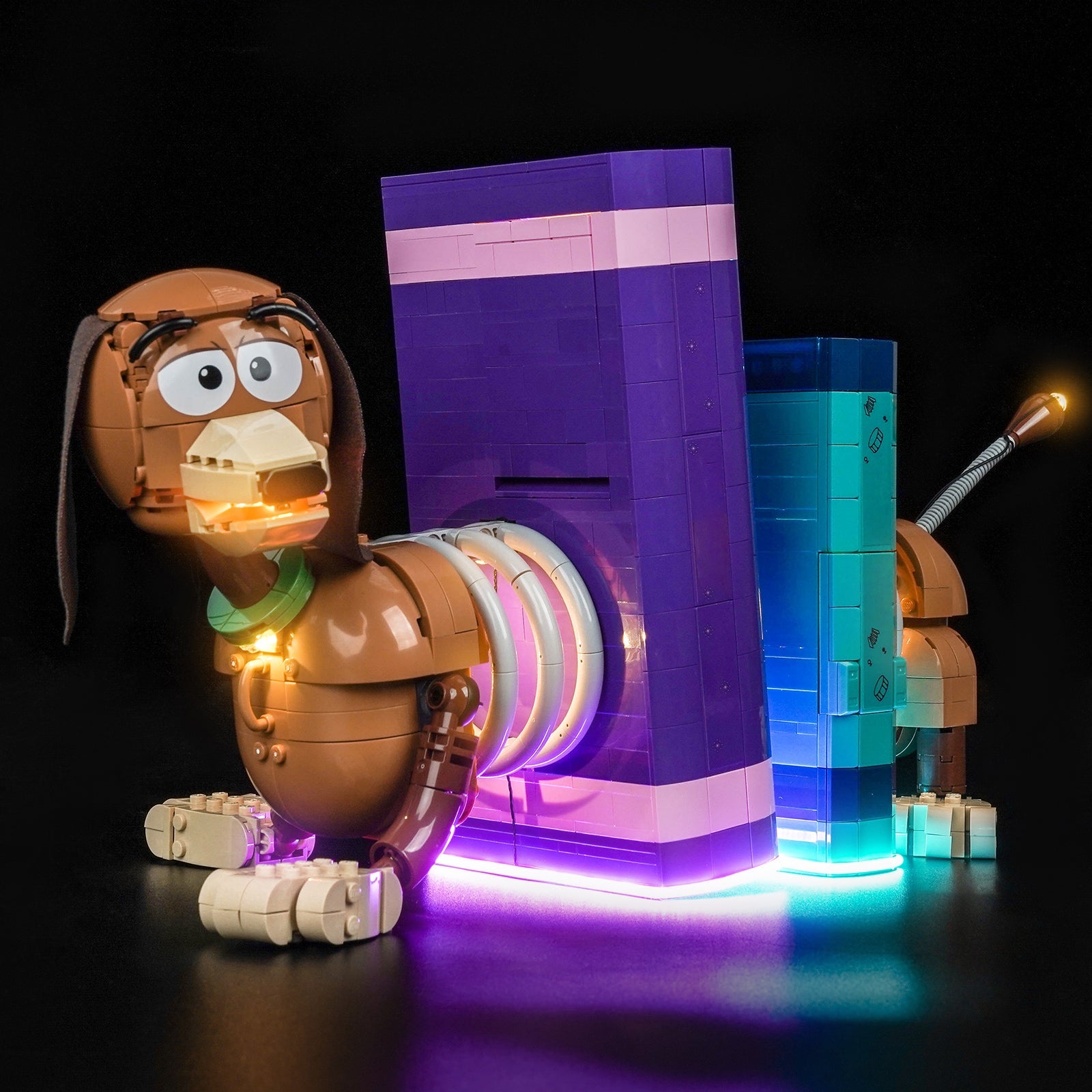 LED-belysningssæt til LEGO® Disney Toy Story Slinky Dog bogstøtter – 43301 (varmlys-version)