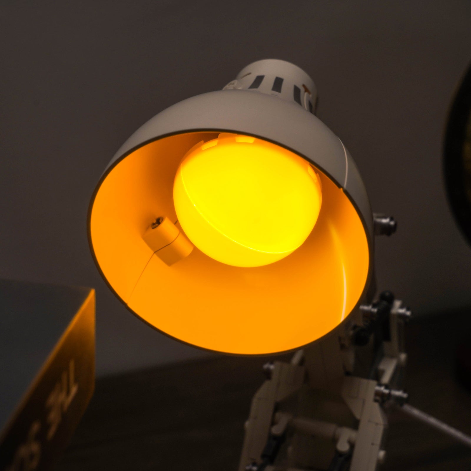 LED-beleuchtungsset für LEGO® Ideas Disney Pixar Luxo Jr. 21357 (Upgraded Switch Version)