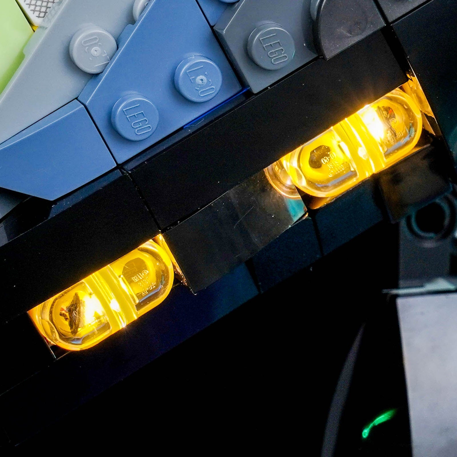 Set de Iluminación LED para LEGO® Nike Air Max 95 – 43025 Versión con Control Remoto