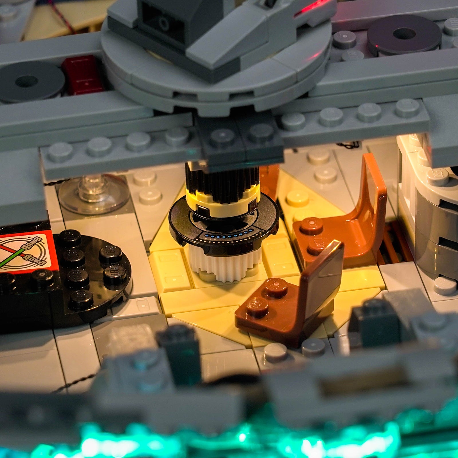 LED-Beleuchtungsset für LEGO® Star Wars SMART Play™ Millennium Falcon™ – 75426 Fernbedienungs-Version