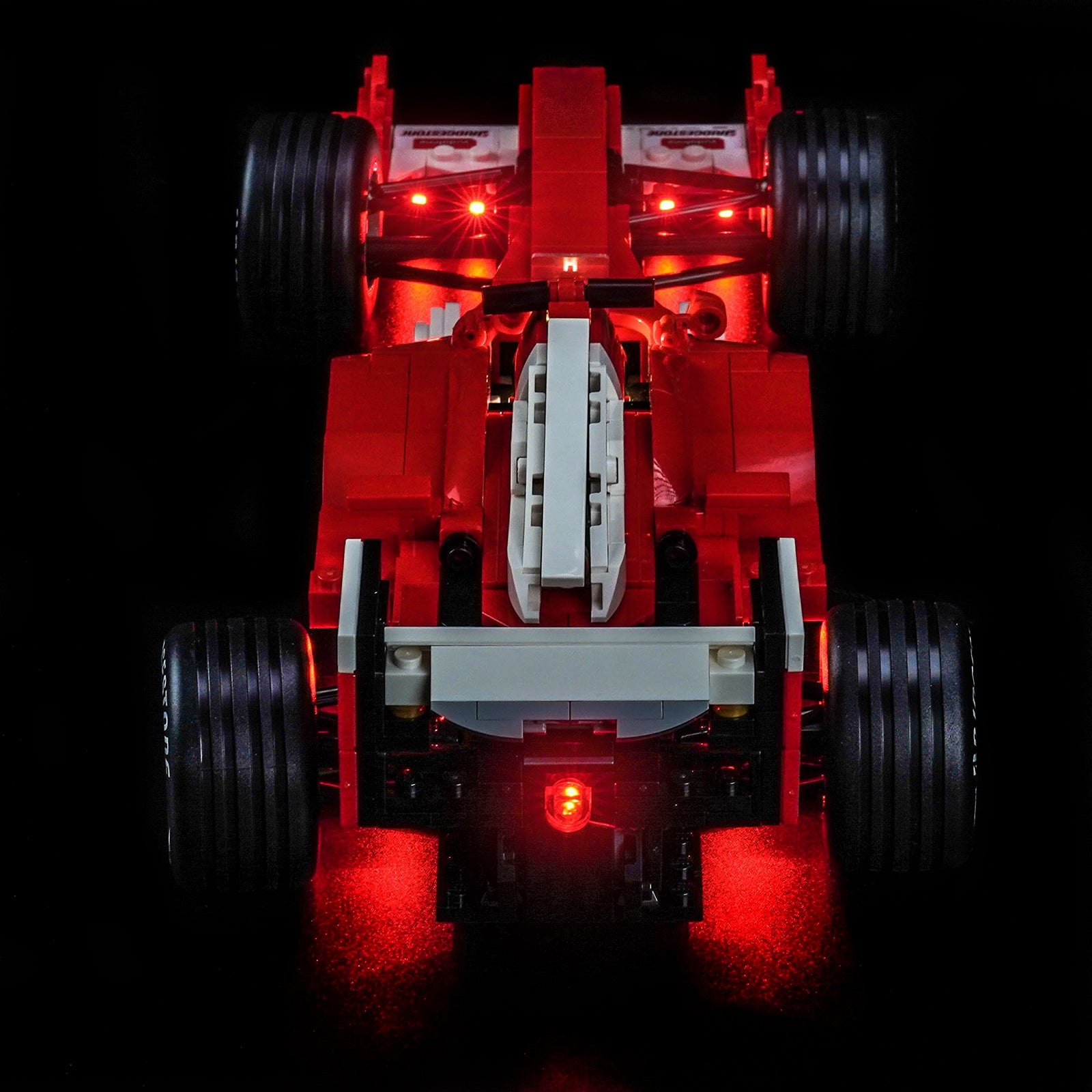 LED-belysningssæt til LEGO® Icons Ferrari F2004 & Michael Schumacher – 11375 fjernbetjeningsversion