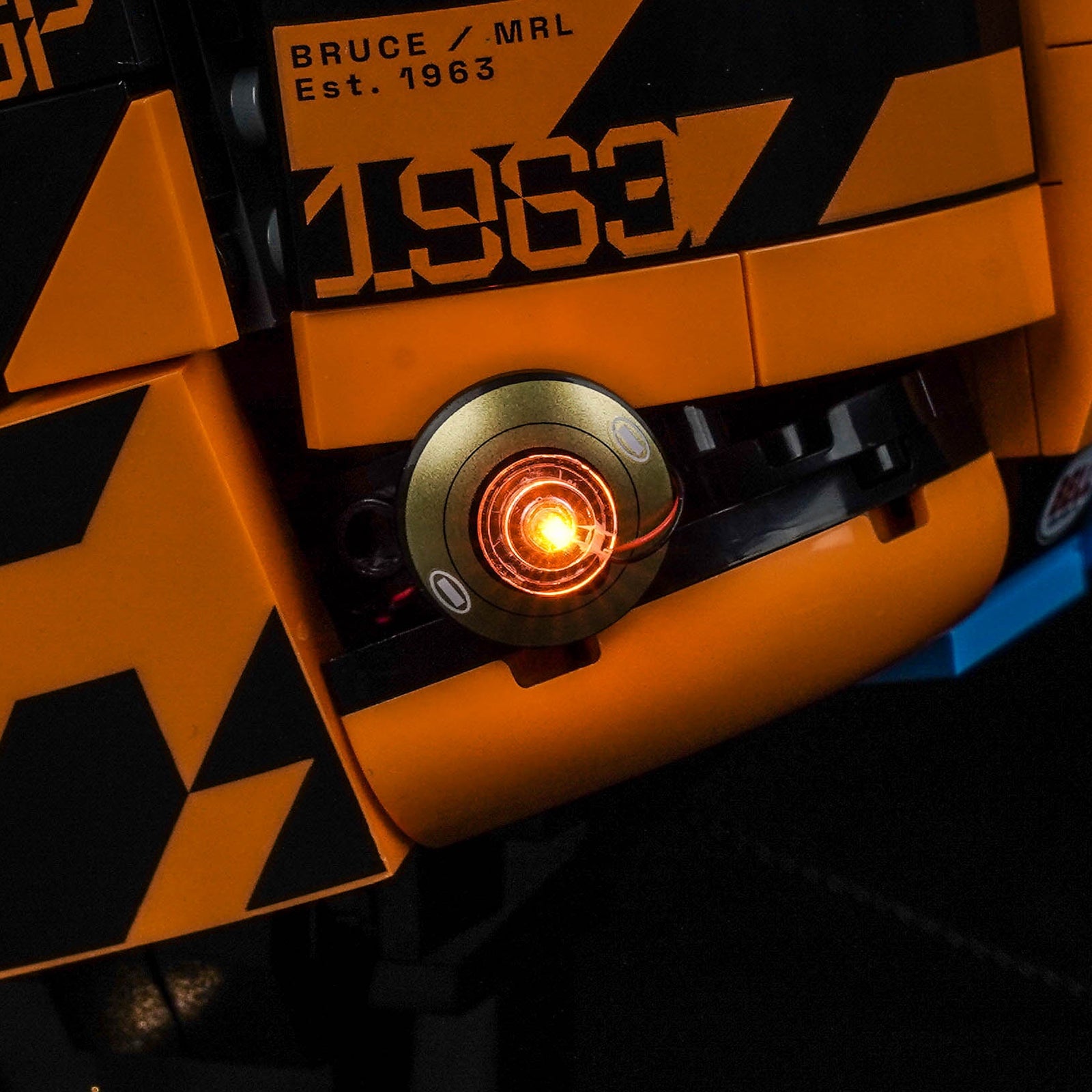 LED-Beleuchtungsset für LEGO® Icons McLaren Mastercard F1® Team Oscar Piastri Helm 43017