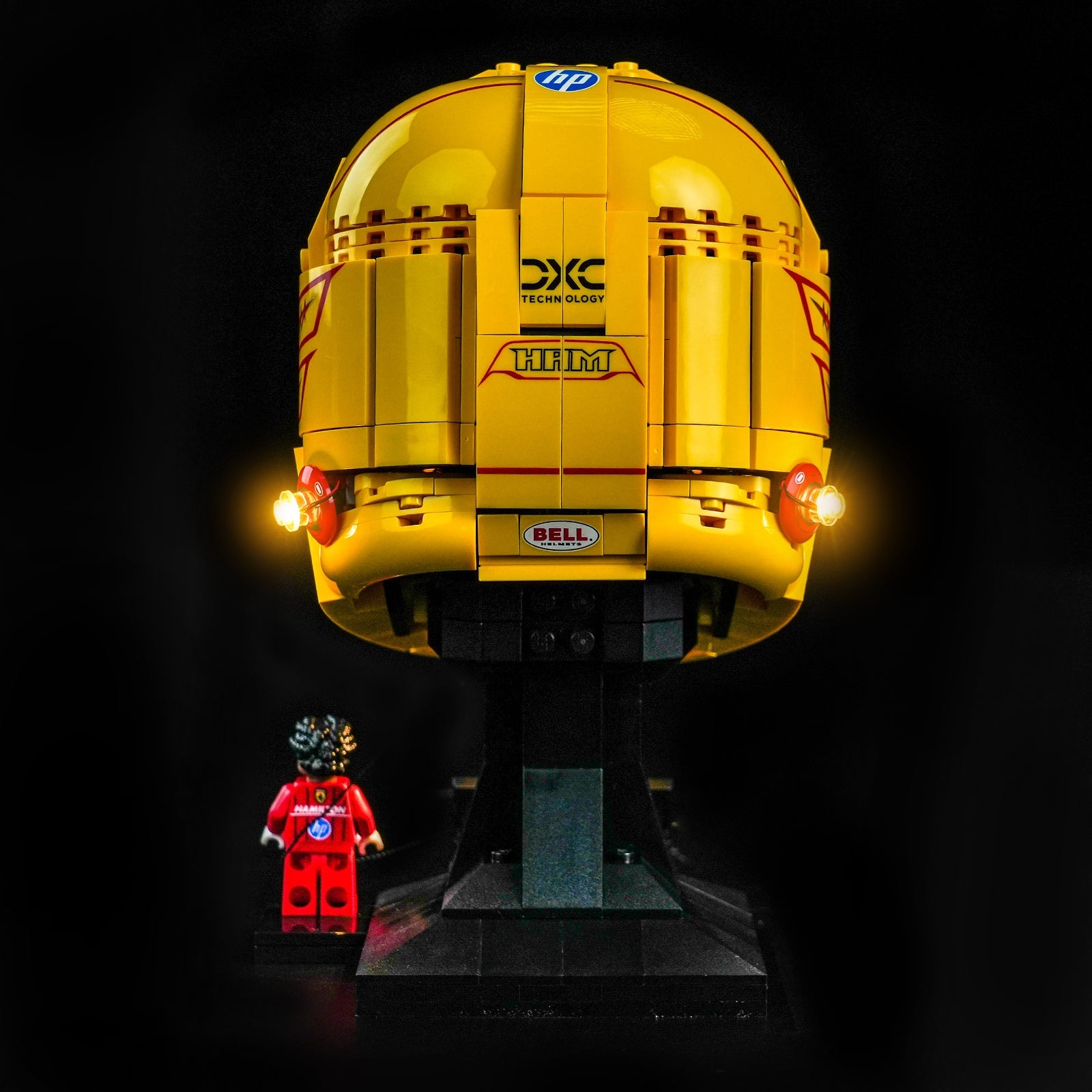 LED-belysningssæt til LEGO® Editions Scuderia Ferrari HP Lewis Hamilton Hjelm 43022 (Elite Edition)