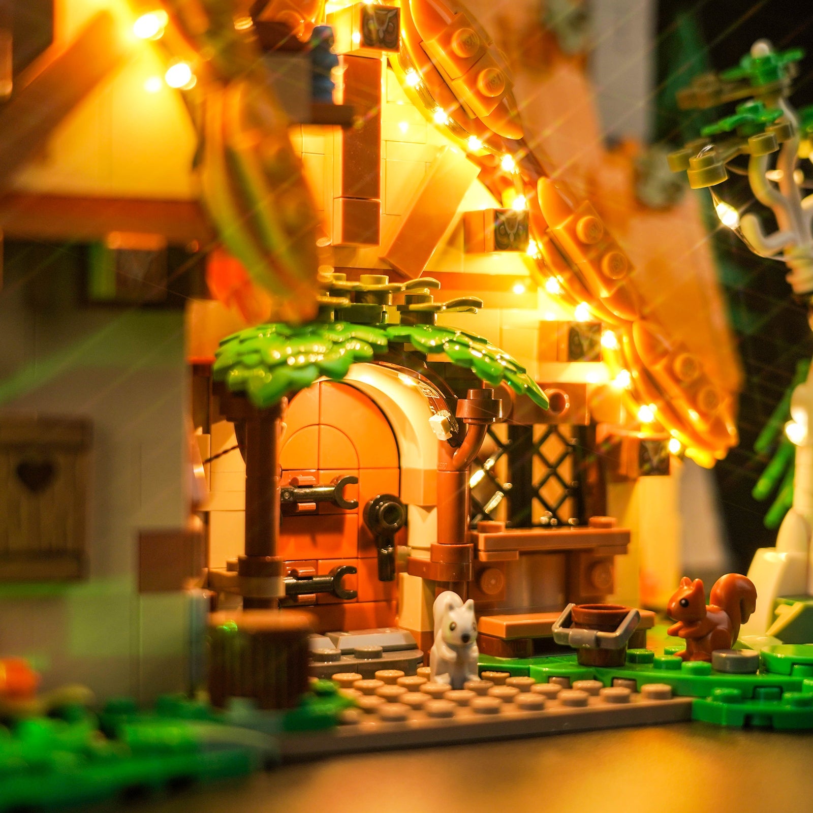 Kit di Illuminazione LED per LEGO® Disney La Casetta di Biancaneve e i Sette Nani 43242 – Versione con Telecomando